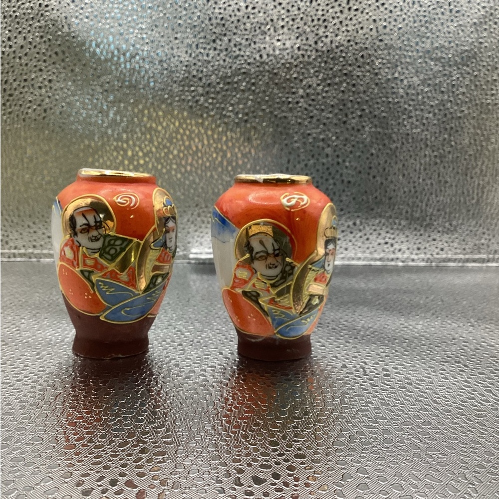 Vintage hand painted miniature vases